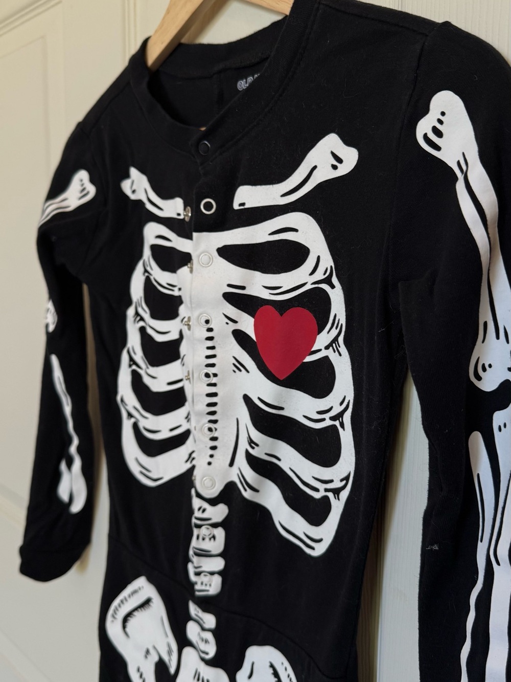 Old Navy Skeleton Heart Kids Costume Pajama